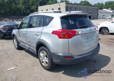 2015 Toyota Rav4 Le z USA, uszkodzony, nr VIN JTMBFREV7FJ019373